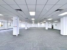 低价出楼里有226平 345平565平728平 1091平