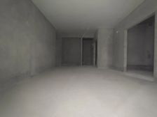 两江新区 中交中央公园悦颂 四房 175万