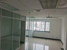 健德门地铁口 装修好 有间 104平 随时看房