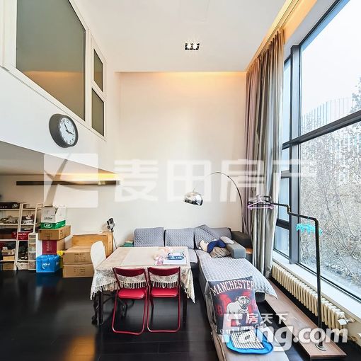 南北通透红玺台2室1厅精装修