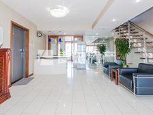 5室2厅UHN国际村一期