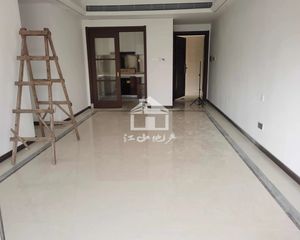 五象东 灵龟山公园旁 世茂金科博翠 价格可谈