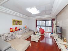 单价低!彩虹城 4室2厅 精装修保养好 中层采光好 有钥匙