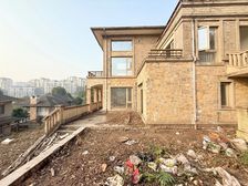 棕榈泉美式大独栋,带600平米花园,地下室全采光,视野好