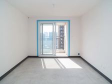 明德+冠英 桃李东方3室毛坯 中间楼层 南北通透