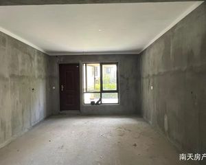 绿地观堂4室2厅4卫南朝向365.0万元/套出售