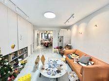 人气好房豪装3房 带70平大花园 楼层好 视野无遮挡