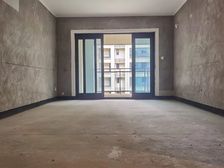 沙坪坝区 美的金科郡南区 四房 145万