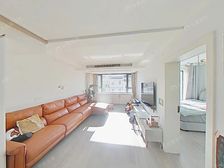 ·小区C位 ,顶楼复式带露台,精装修 采光好,家具家店全送