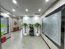 高铁站凯利国际310平精装修拎包办公家具齐全业主直接