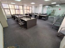 租5000 财富中心206平3办24工位 精装全配 自控空调