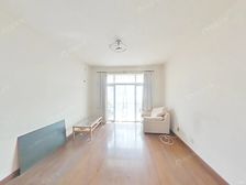 新上房源,名人苑公园尽收眼底,采光刺眼,两卫户型,有钥匙