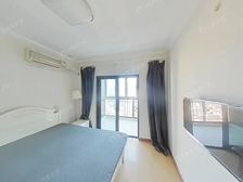 内环内,电梯高层一室一厅,带装修,房东出国诚售,空关有钥匙