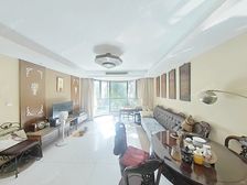 老业主委托!08年品质社区!板式户型!两梯三户!位置安静!