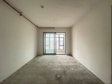 汽博中心 恒大轨道时代一期三房125万