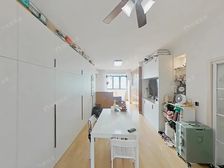 精装2室户。格局舒适合理。目前房子里面装修保养很好。看房约
