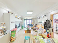 大两房两卫,两房朝南,南北通透,中高楼层,税费各付,诚意可谈