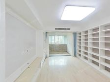 近期必卖,世博板块,电梯房,南北全明两房,无浪费面积,有钥匙