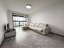 合生国际 精装 三房二卫 东边套 大阳台 全天釆光