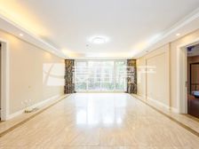 朝阳公园旁南北通透三居 精装低层满五住宅