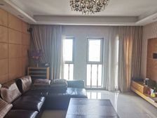 日湖琴云5室2厅2卫南朝向416.0万元/套出售