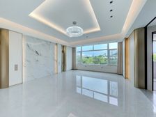 高尔夫里面的联排别墅,中间位置(徐)