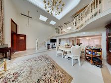 高尔夫别墅 位置很好,出门便利,私密性好!