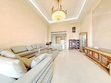 天鹅堡端头位置 600平米5房6米客厅挑高南北通透