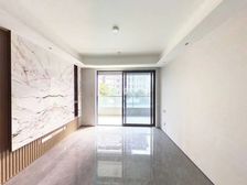 东部新城金珺府精装三房 南向 122平320万