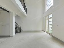 尹山湖·九龙仓碧堤半岛联排,南北双院子,地上4层地下1层