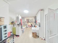 一梯两户南北通一房,一年才出一套,沿河景观视野开阔