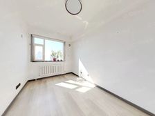 五一广场银寰花园精装修3室好房 位置好楼层好户型方正