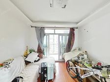 前滩一步之遥 繁华商圈 正规南北三房两厅 双阳台