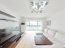 电梯3房 别墅相临 边套全明 采光从早到晚