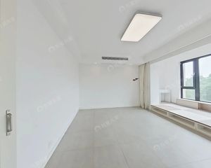 江河汇核心位置 南北通透 精装修空调+地暖 自住保养
