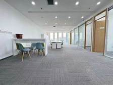 亦庄核心区,中航技广场245平米精装修带家具,地铁荣昌东街站