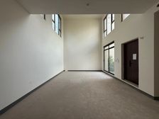 很优质。抵款房,合院别墅 独门独院 安心卖!