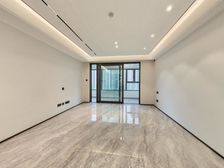 新上房源,全新未住人,全天采光,诚意出售