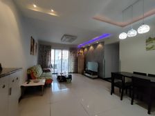 石坪桥 华辰苑三房90万