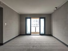 优质的价格 中庭 业主诚心卖。安静 单价低