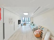 九歌新上精装修2房 带产权车位 中层采光好 业主诚意出售。