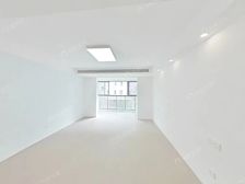 40万精装修中间位置 飞机户型 张江东 钥匙在手