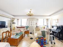 瞰都国际4室2厅精装修