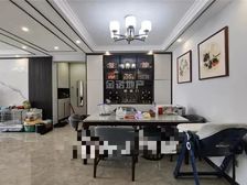 馥郁苑 三居精装 单价2.4万 三室双卫 南北通透