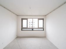 九洲玺 3室2厅 毛坯出售价格可谈