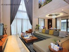 湖滨四季新出独佳房源,仅一套南向花园朝南独栋出售