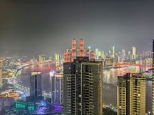 南滨路 城市地标 豪宅大平层 正看两江交汇 推荐 必看!