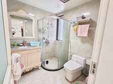 万达中央华城3房南精装真实好房