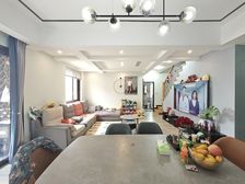 珠江城精装四居 巴滨路湿地公园旁 满二住宅