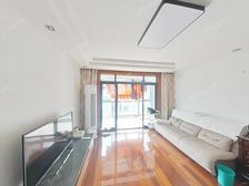 新上好房,电梯高区,户型正气,客厅南北直通,花园位置